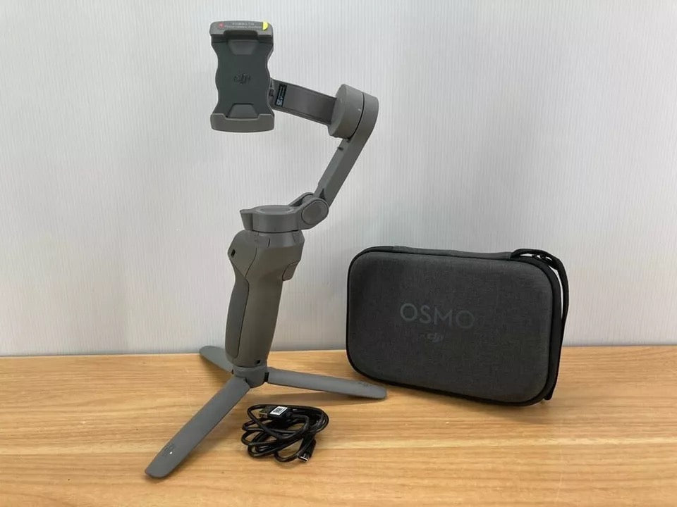 DJI Osmo Mobile 3 - 3 Axis Smartphone Gimbal Stabiliser